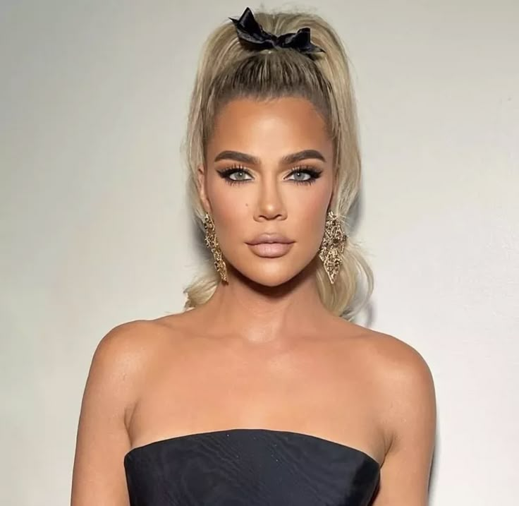 10 Khloe Kardashian Hairstyles To Copy