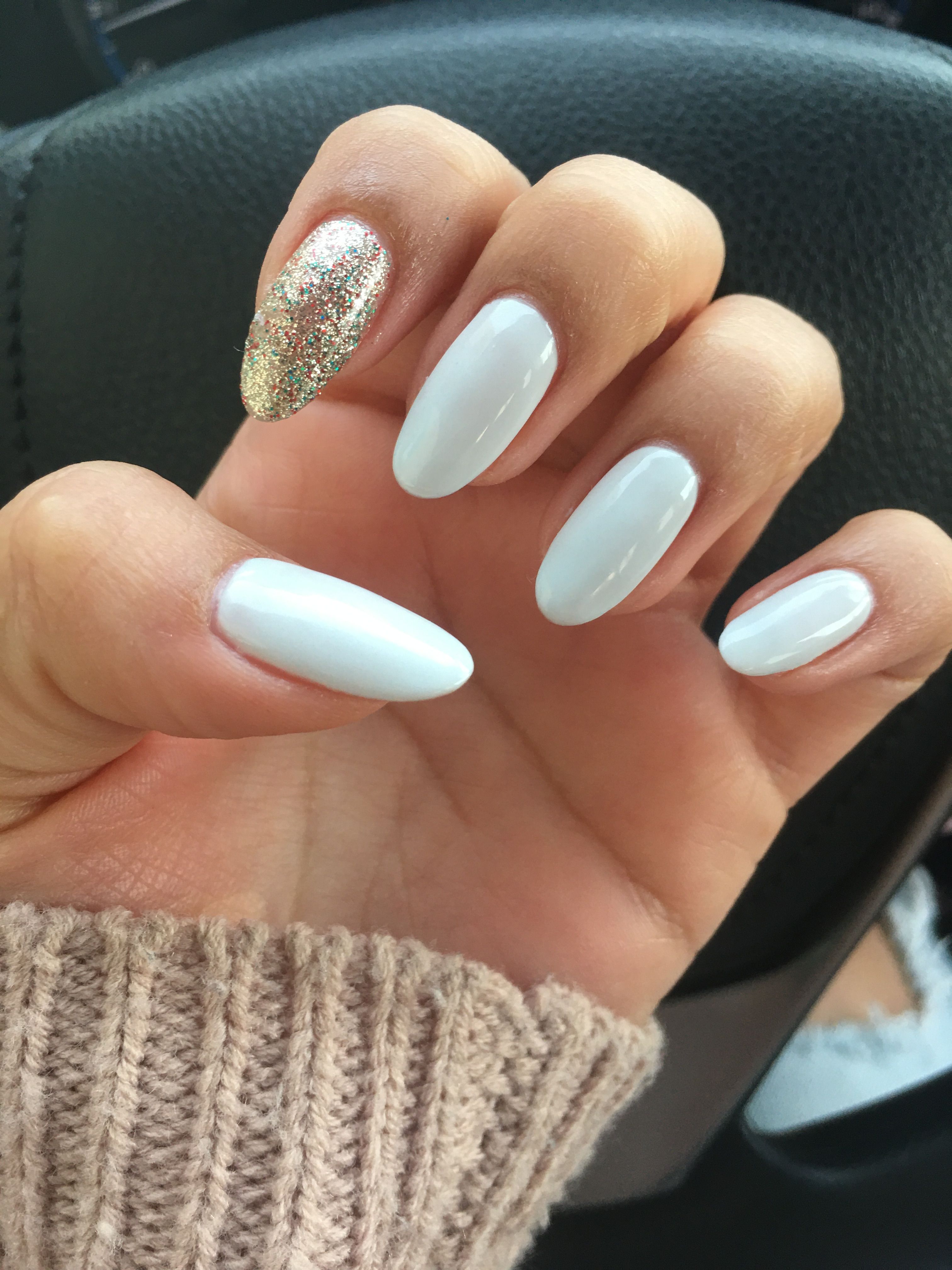 Best 25 White Glitter Gel Nails Home Family Style And Art Ideas