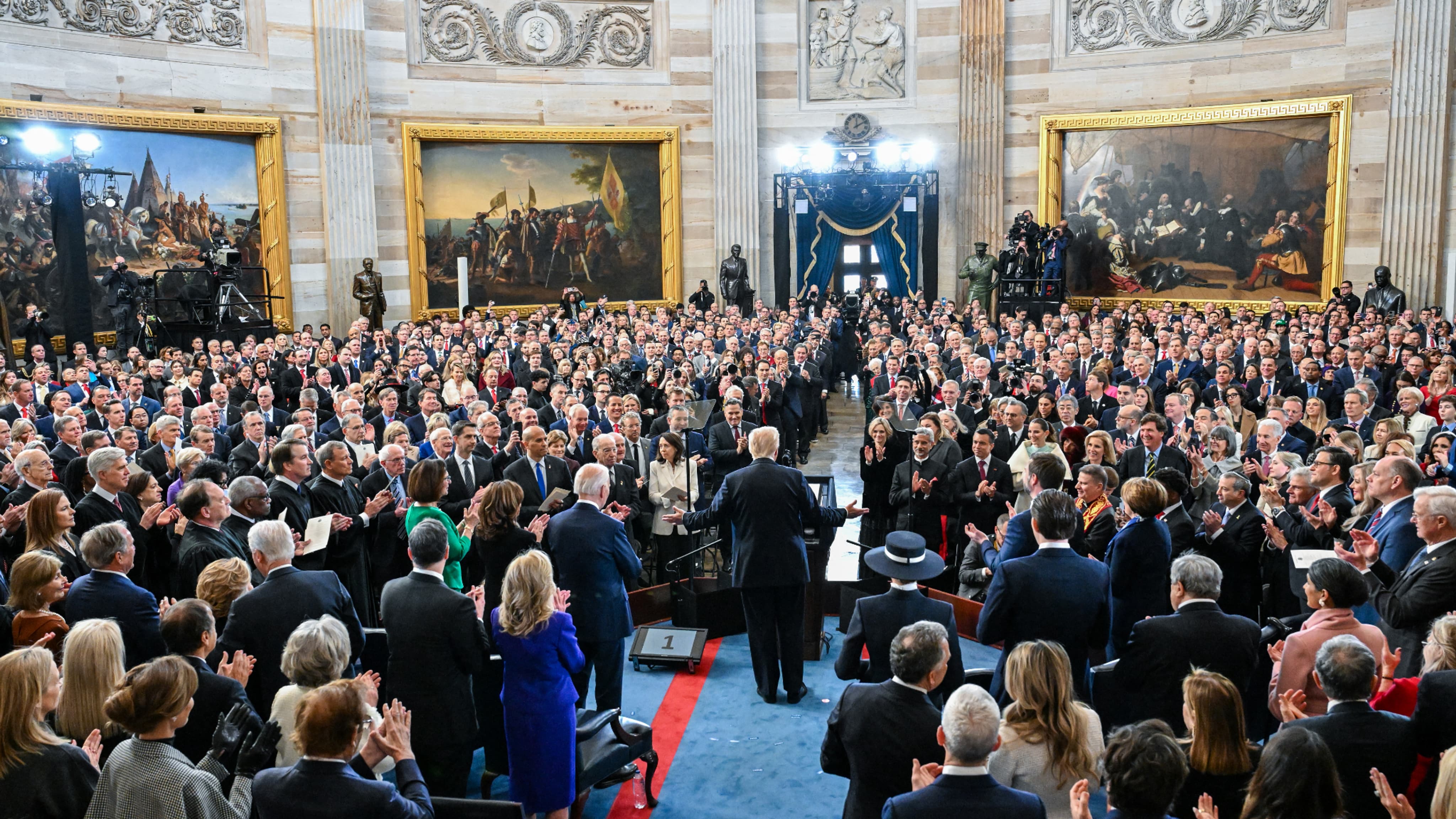 Serment Au Capitole Premiers D Crets Les Images Fortes De L